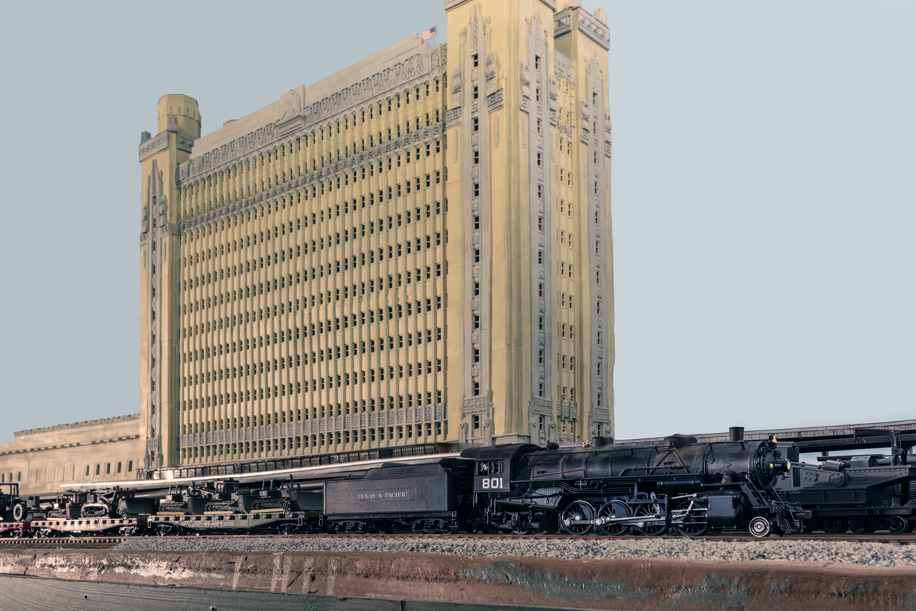 Military train details on the TWMRC layout